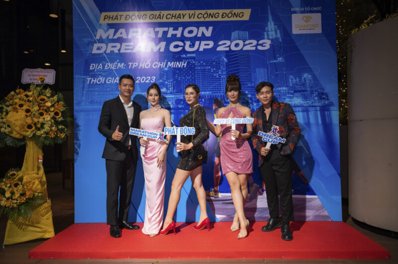 Siêu mẫu Hồ Đức Vĩnh phát động giải chạy Marathon Dream Cup