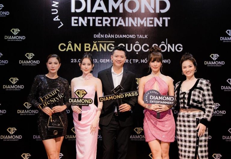 Các khách mời tham Á hậu Thanh Hoài, Người mẫu Trang Trần… dự sự kiện ra mắt Diamond Entertainment 