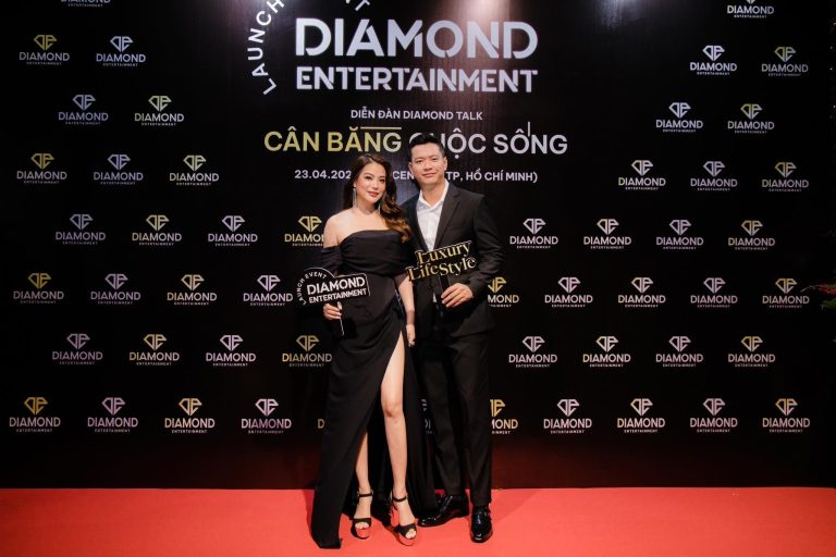 Người mẫu, diễn viên, NSX Trương Ngọc Ánh đến chung vui và chúc mừng Diamond Entertainment